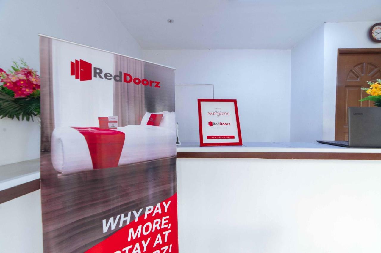 Reddoorz At San Antonio Binan Laguna Kültér fotó